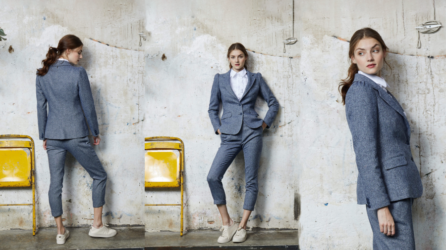 Blazer de espiga en azul de la firma &ME UNLIMITED