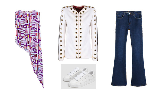 Blazer blanca tachuelas combinada con vaqueros acampanados