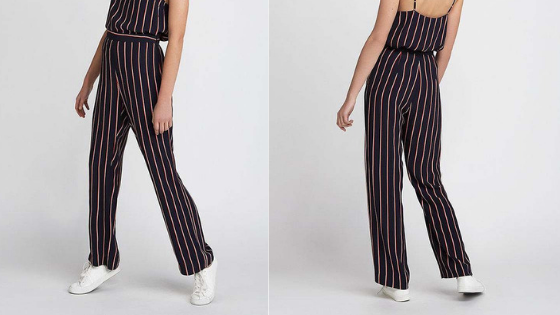 Pantalón fluido con estampado de rayas de la colección de Kookai