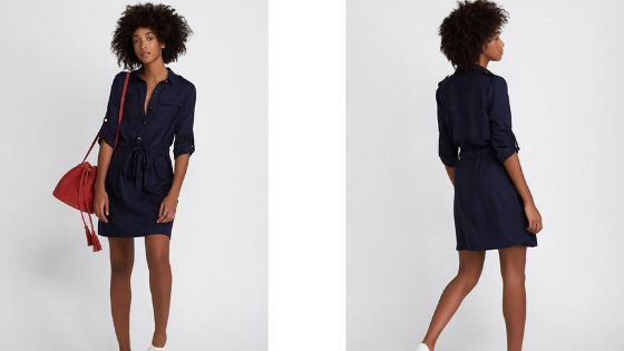 Vestido marino en tejido de lyocell de la firma Kookai